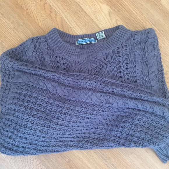 Sweater - Picture 2 of 3